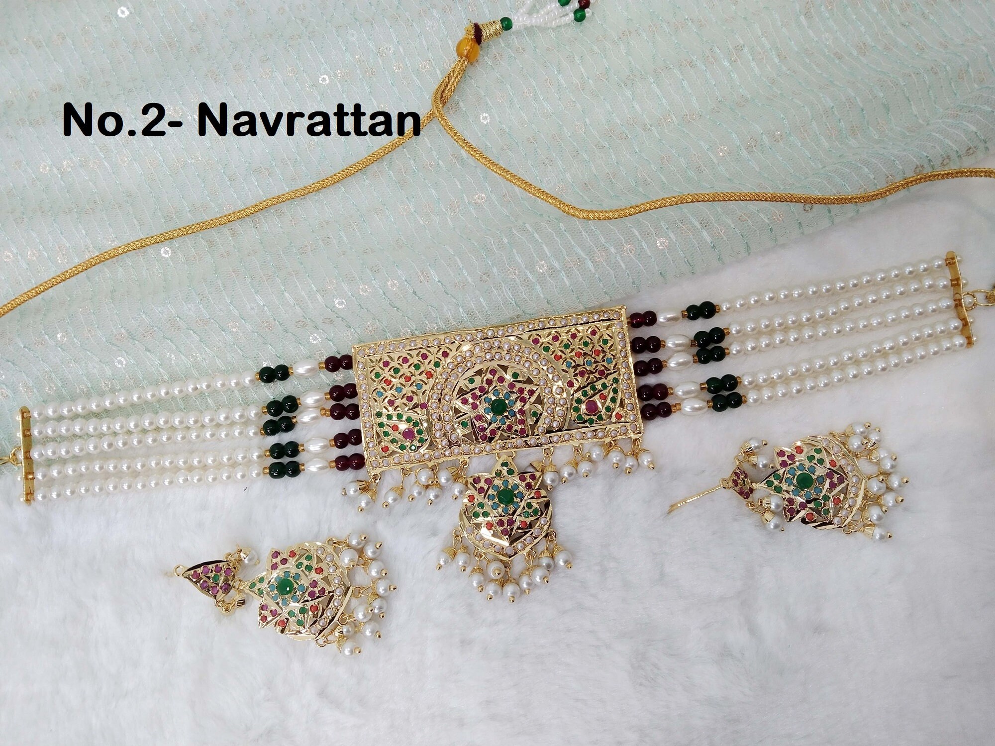 Gold jadau jewellery designs with price clearance
