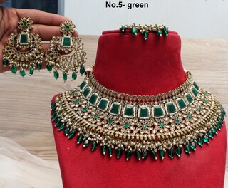 Set Di Gioielli Natalizi Scintillanti Con Fiocco E Cristalli: Collana E Orecchini A Bottone A Forma Di Corona, Per Donna (rosso, Verde, Argento)