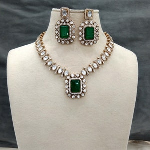 Moissanite kundan necklace Set Earrings Set/Gold necklace Indian Jewelry Set/Indian bridal next to real shweta set