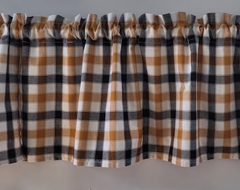 Commande personnalisée pour un ensemble de quatre (4) cantonnières en coton à carreaux aux tons naturels : rideau style campagne.