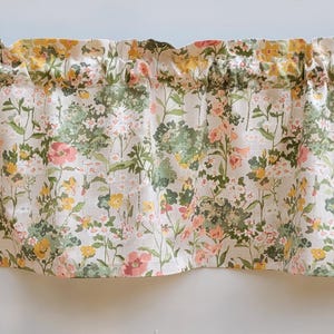 Floral Garden Valance, Cream Cotton Curtain