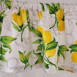 Cortina con cenefa de Stof France Citron, cenefa de limón, cortinas de cocina con temática de cítricos, cortina de cocina
