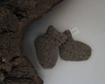 Baby socks size 14-15 organic wool