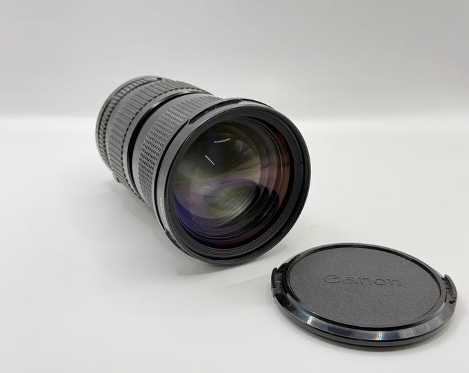Canon Zoom Lens FD 35-105mm F3.5 Lens for FD mount in beautiful condition