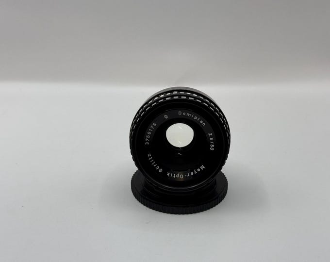 Meyer-Optik Gorlitz Domiplan 2.8/50mm Lens for M42 Cameras - Very Good Condition
