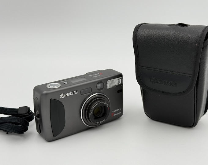 Kyocera Yashica T4 Zoom Carl Zeiss Tessar 4.5-8/28-70 Camera - Fully Tested