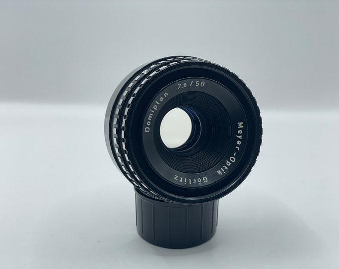 Vintage Meyer-Optik Görlitz Domiplan 50mm f/2.8 M42 Lens – Classic Triplet Design with Unique Bokeh