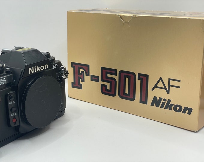 Boxed Nikon F-501 AF SLR Camera body 35mm film - Fully Tested - Free Worldwide shipping