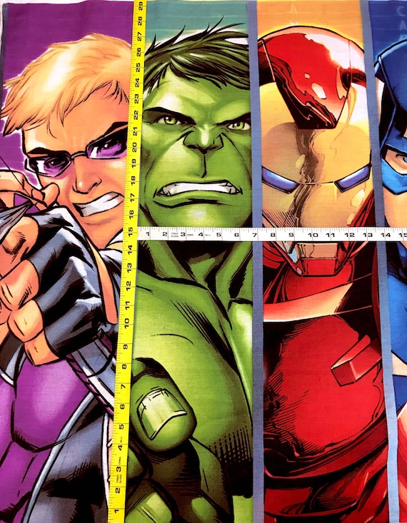 AVENGERS~28oz~10 Blue Water Bottle w/ Push Lid~Hulk~Thor~Capt.  America~Iron Man