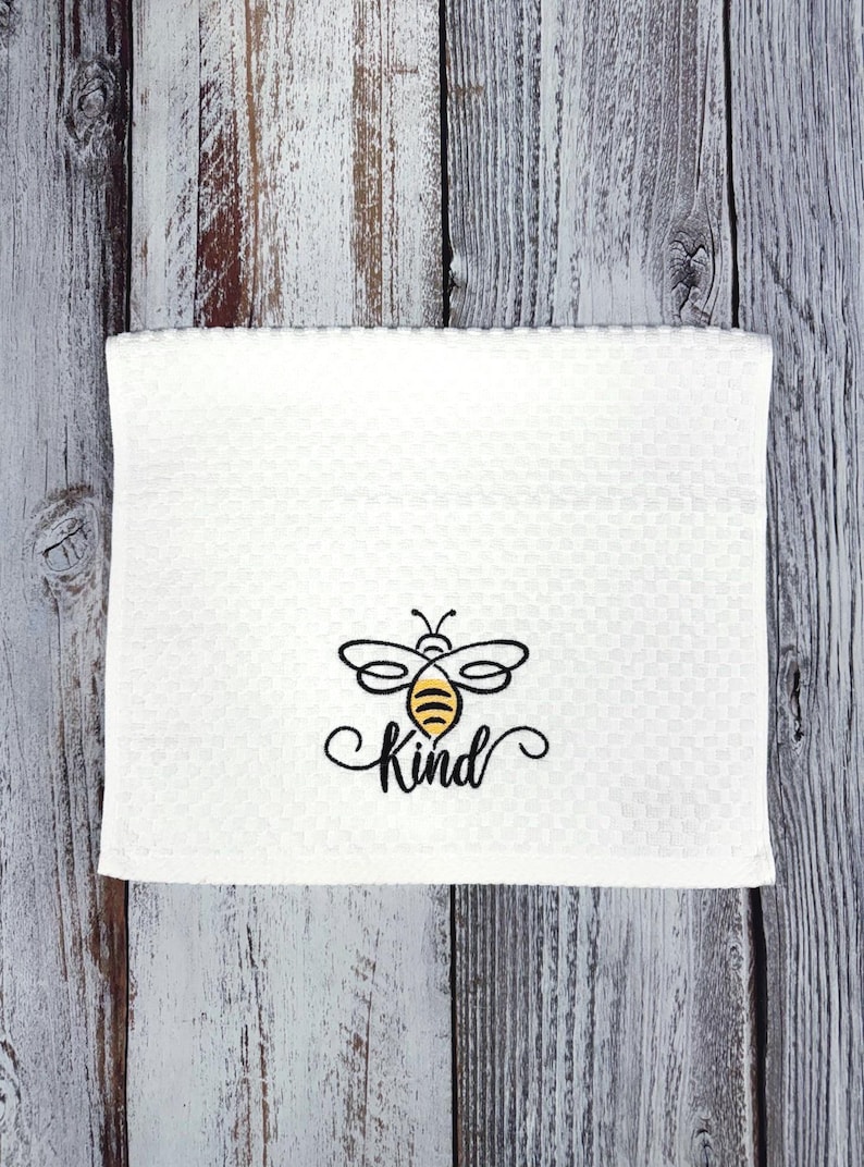 Illumin8ingDesigns Embroidered Hand Towel - Thumbnail 2