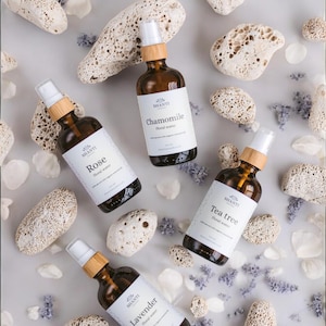 Tonico per la pelle con idrolato biologico, spray doccia alla rosa, aromaterapia botanica, acqua floreale per la cura della pelle, regalo per lei, idrolato di fiori biologici, regalo