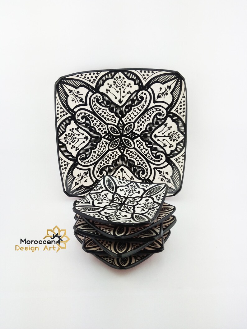 A set of 7 pieces Moroccan ceramic plate deco Orient handicraft Morocco