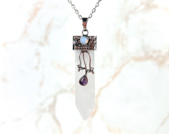 Collier en quartz avec perle d'opalite et de verre bijou art nouveau collier witchy bijou elfe pendentif en pierre cristal de roche