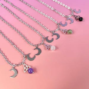 Mond und Triquetra Halskette, Edelsteinoptionen in Quarz, Onyx, Amethyst oder Labradorit