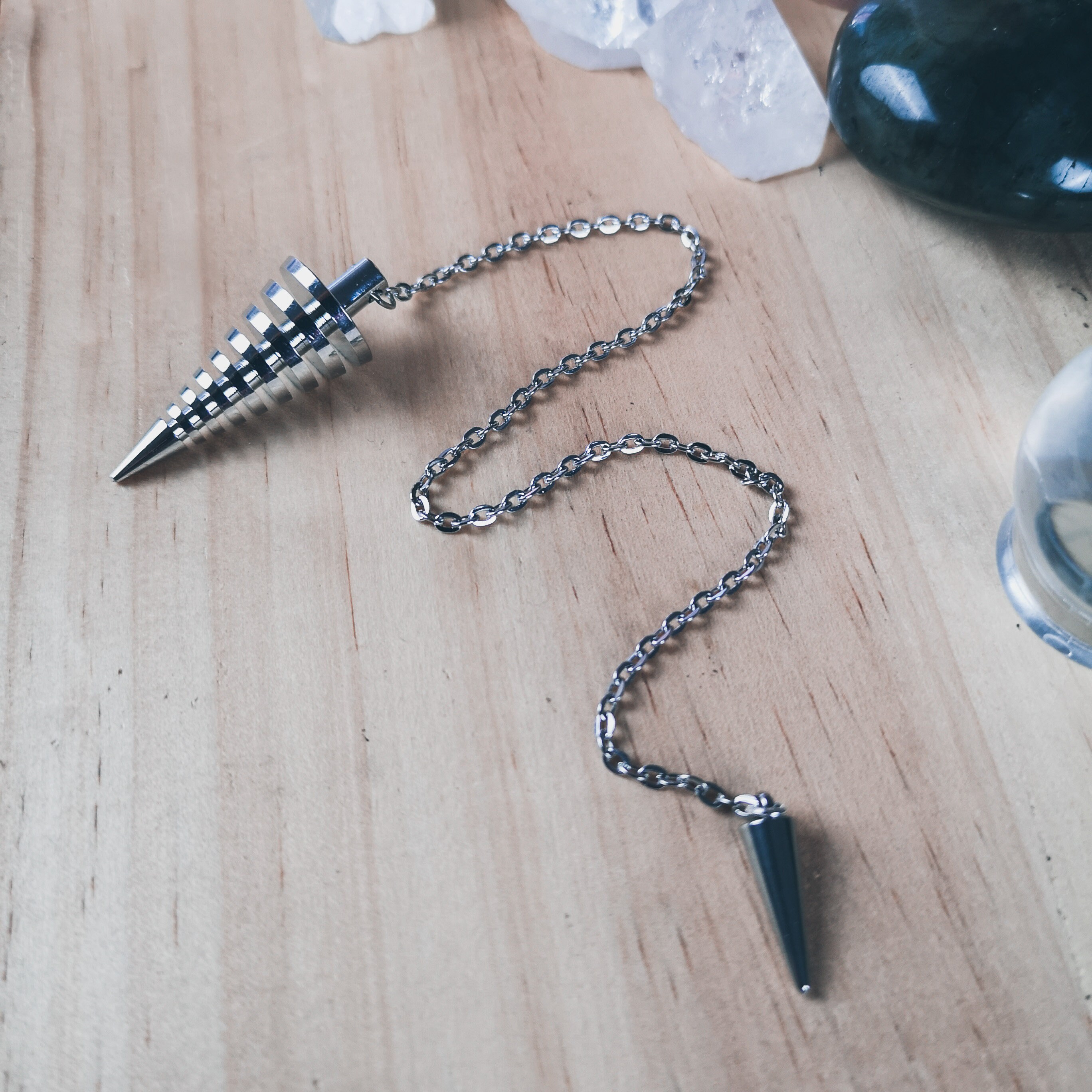 Pendule Divinatoire à 9 Bagues Outil Radiesthésie Divination Pendule Bobines Ésotérisme