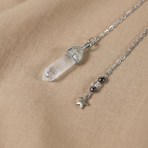 Pendolo divinatorio in quarzo ialino ed ematite, strumento per la rabdomanzia con pietre preziose, ciondolo a forma di stella