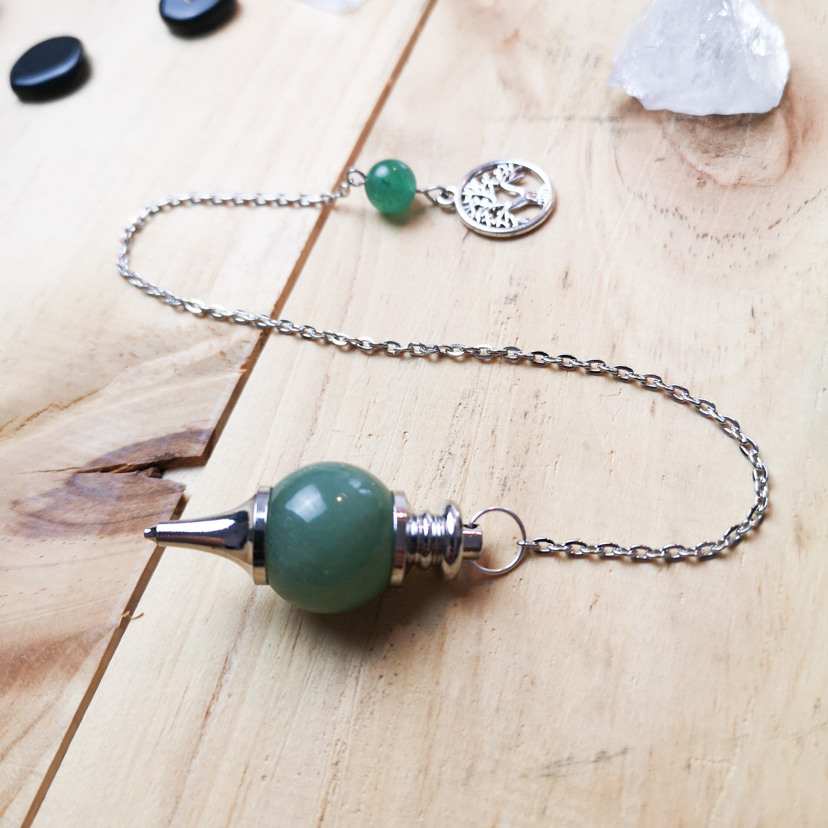 Pendule Divinatoire en Aventurine Orné d'un Arbre de Vie Yggdrasil Pendule Sephoroton Radiesthésie É