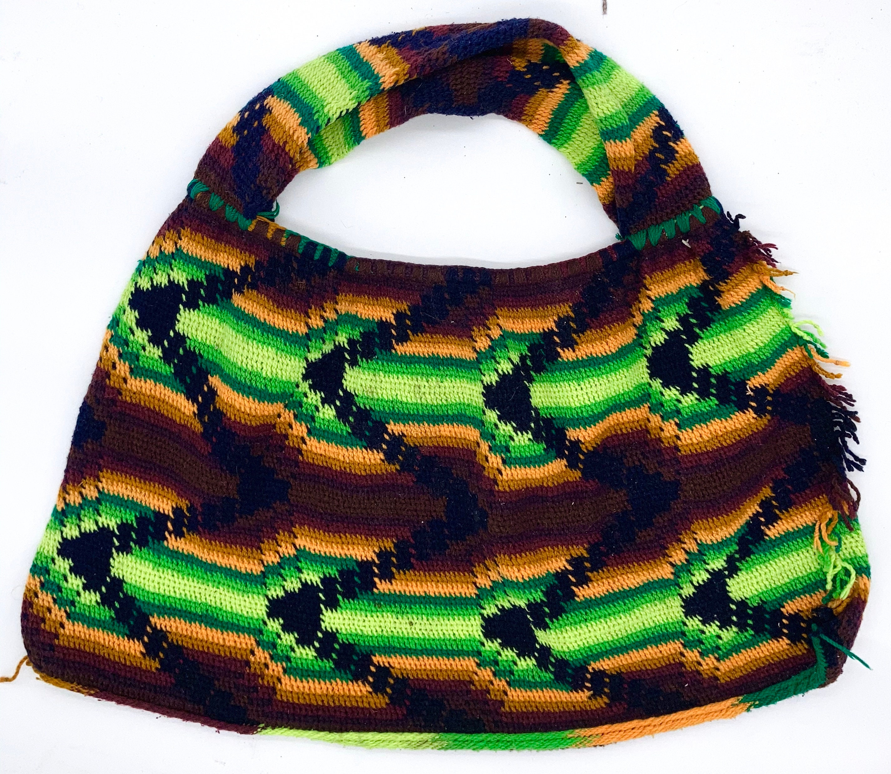 パプアニューギニア・ゴロカで購入❗️ 1点もの　伝統的な手織りビラム　配色美 パプアニューギニアで手作りされたビルムバッグ。 - Etsy 日本