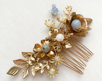 Gold flower hair comb small. Something blue bridal hair accessory. Bouquet hairpiece. Brass leaf headpiece. Boho comb. READY TO SHIP.