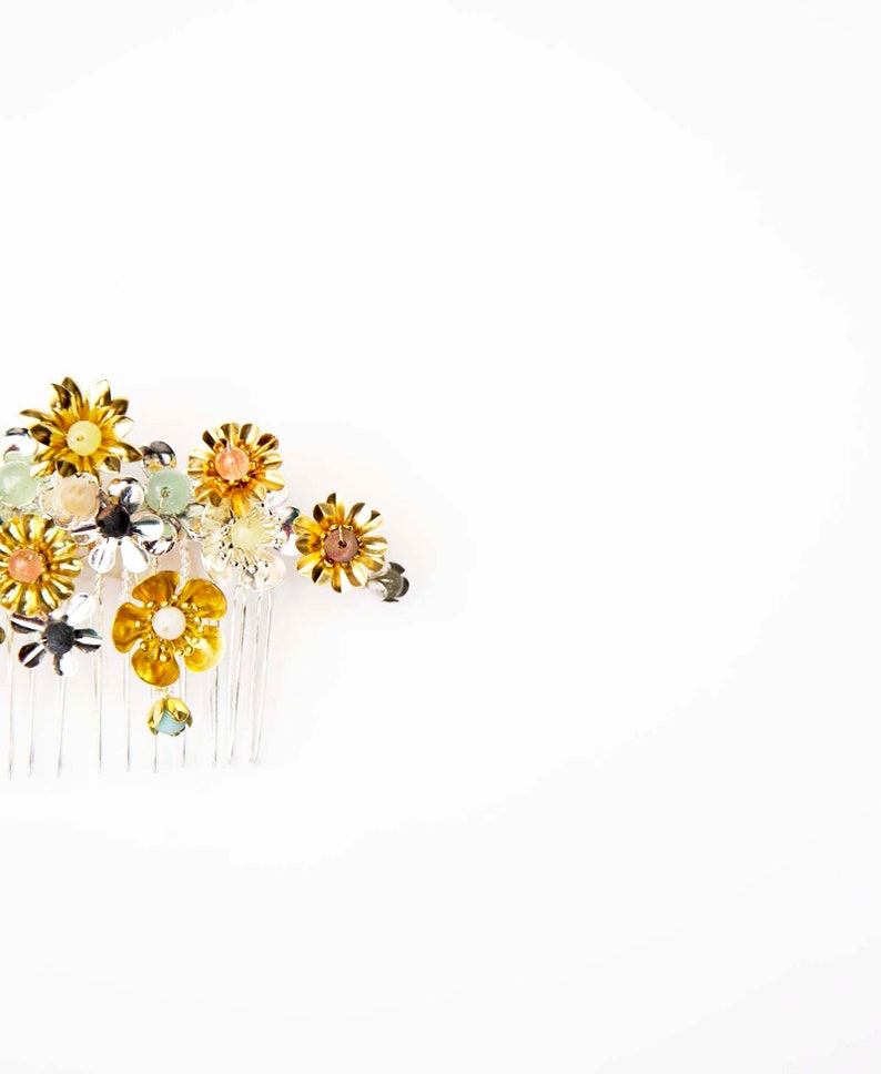Natural gemstone comb REAY TO SHIP. Silver and gold wedding headpiece Magic garden comb Small metal flower bridal hair accessory