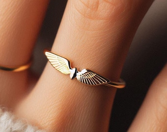 Minimalist Pilot Ring Yellow Gold Pilot Ring Pilot Wings Ring Pilot Jewelry Dainty Solid Gold Pilot Gift Pilot Wings White Gold Rose Gold