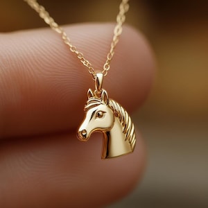 Gold Horse Charm Necklace Yellow Gold Equestrian Pendant Horse Necklace Solid Gold Minimalist Equestrian Charm Dainty Horse Jewelry