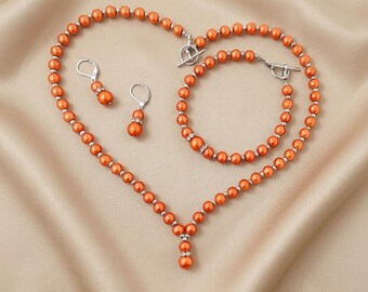 Set di gioielli in rame, pesca e perle, collana, bracciale e orecchini fatti a mano per damigella d'onore, regalo di nozze per lei, regalo di compleanno o anniversario per la mamma.