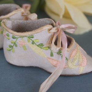 Beautiful leather shoes &quot;Silk Ribbon small&quot; for antique doll 2,95inch (75mm)