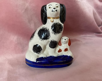 Unique vintage statuette Staffordshire  Dog with puppy.