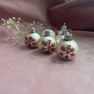 Beautiful set of 6 Christmas Baubles,Glasses baubles and  Red Ornament.