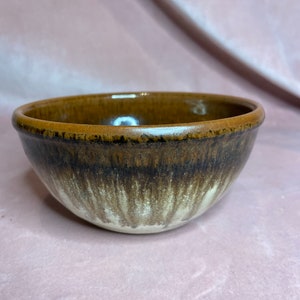 Vintage beautiful stoneware bowl. Soup bowl John Narlow potery.