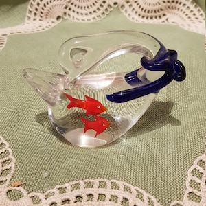 Vintage Paperweight  swan glass Murano style with red fish in side.