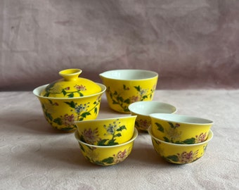 Muy bonito vintage Japanese Ceremonial Porcelain Teapot y 5 tazas, tazón.