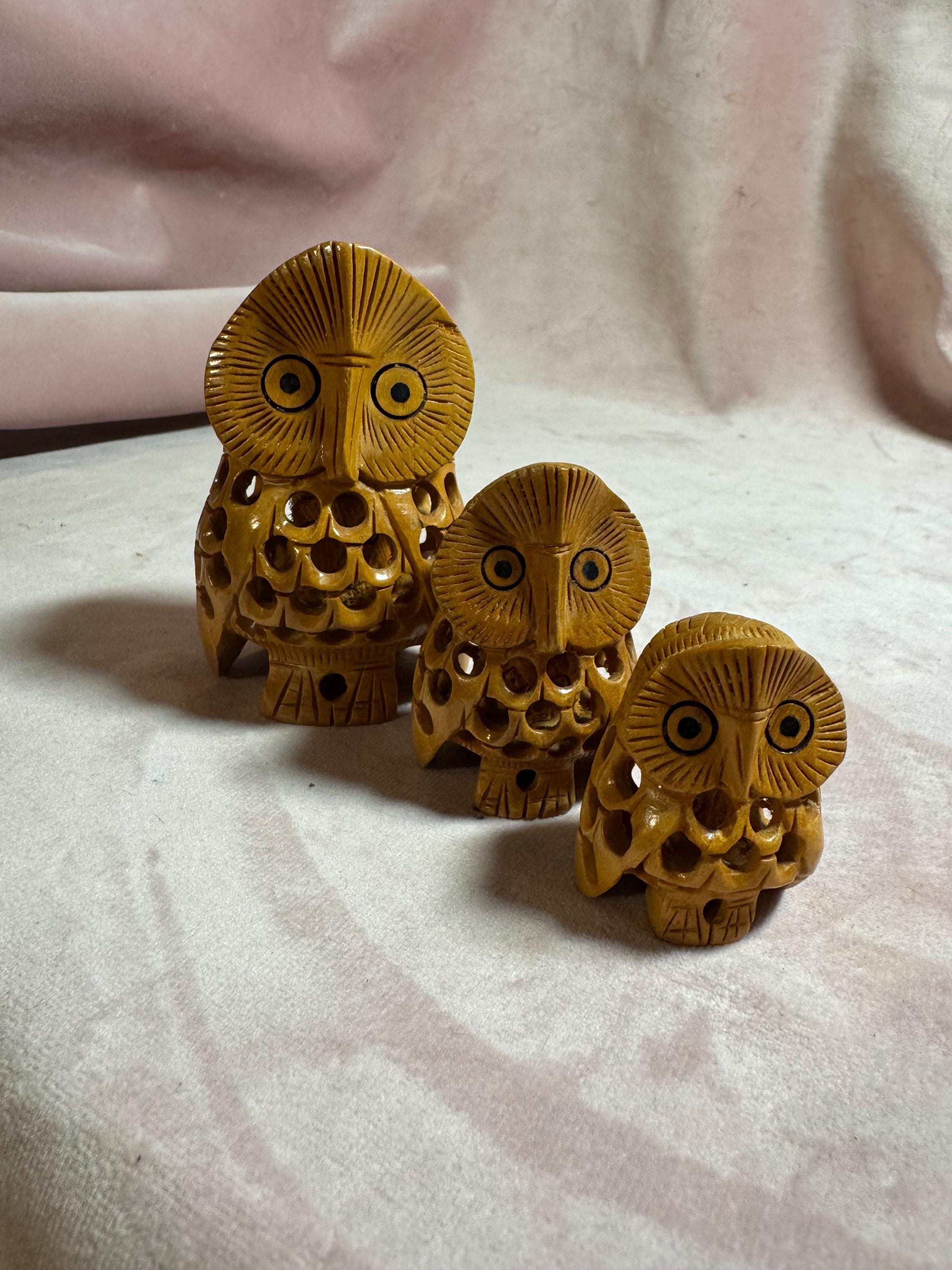 Vintage brass pair of owls.Beautiful statuette.