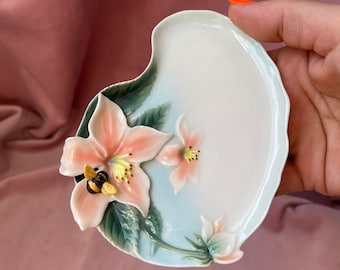 Beautiful Franz Porcelain Collection Bee Pin Tray Design Jen Woo