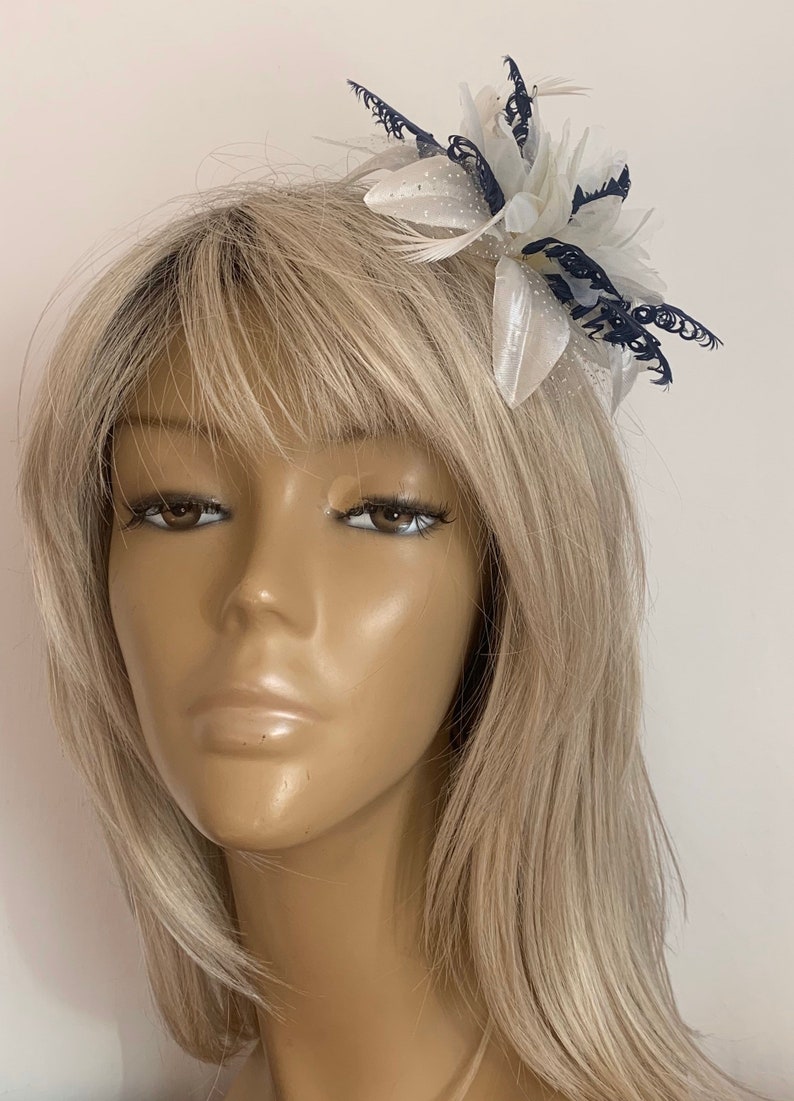 Races Ladies New Design CreamNavy Blue Hair Flower CurlyFeathers Fascinator Headpiece Comb Bridesmaids Weddings Mother Of The Bride