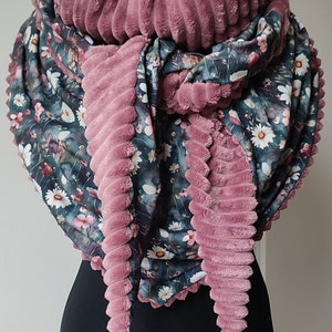 Reversible Shawl/Scarf/Shawl/Scarf