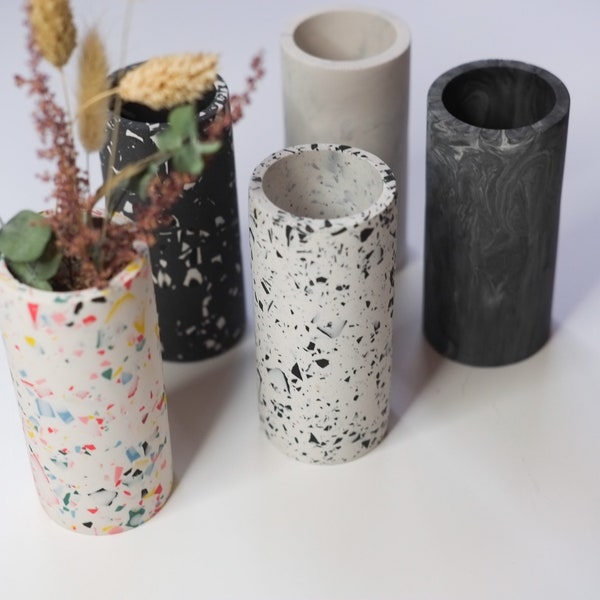 Vase Terrazzo, Stiftebecher, Becher für Zahnbürsten aus Jesmonite, Osterdeko, Schwarz,Weiß, bunt, Marmor, Deko für Bad, Wohnzimmer, Trend