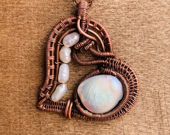 PEARL -  Wire wrapped pendant, hand made jewelry