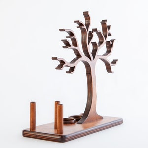 Arbre à bijoux en bois comme support à bijoux décoratif, avec supports pour bagues et compartiments de rangement pour boucles d'oreilles, 100% fait main, pour le rangement des bijoux image 5