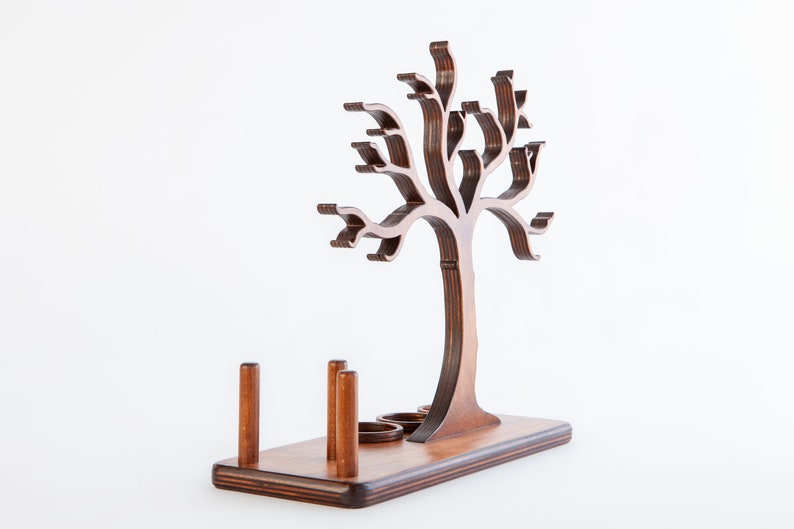 Arbre à bijoux en bois comme support à bijoux décoratif, avec supports pour bagues et compartiments de rangement pour boucles d'oreilles, 100% fait main, pour le rangement des bijoux image 5