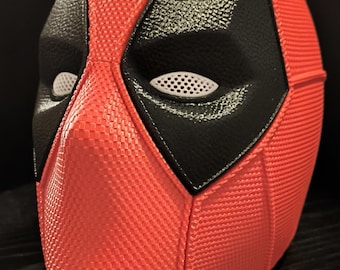 Maschera Deadpool & Wolverine – Replica Artigianale Stampata in 3D – Cosplay e Collezione