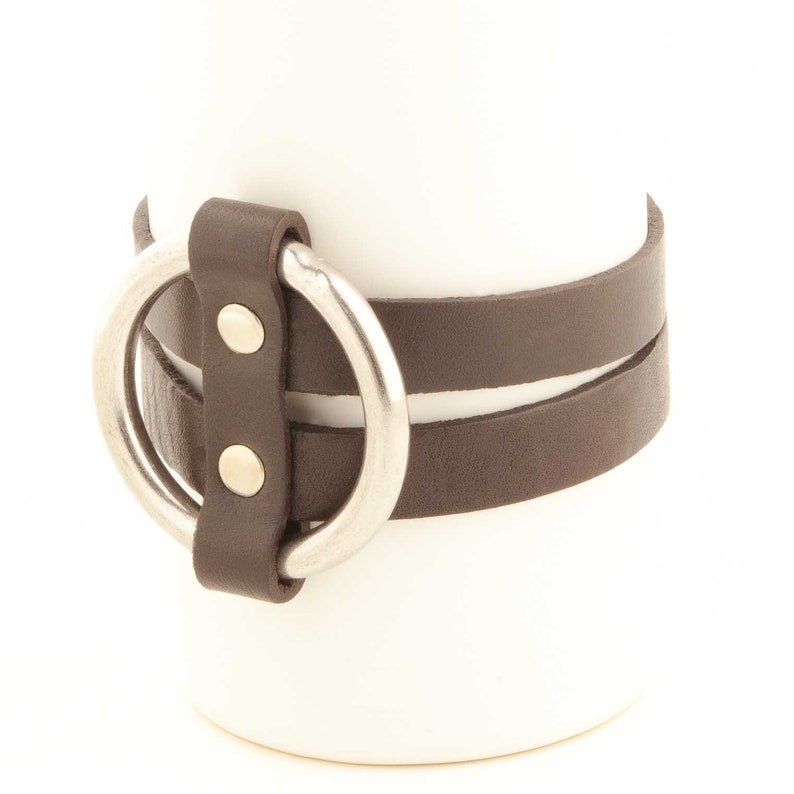 Leather o-ring bracelet with magnetic stainless steel clasp image 3