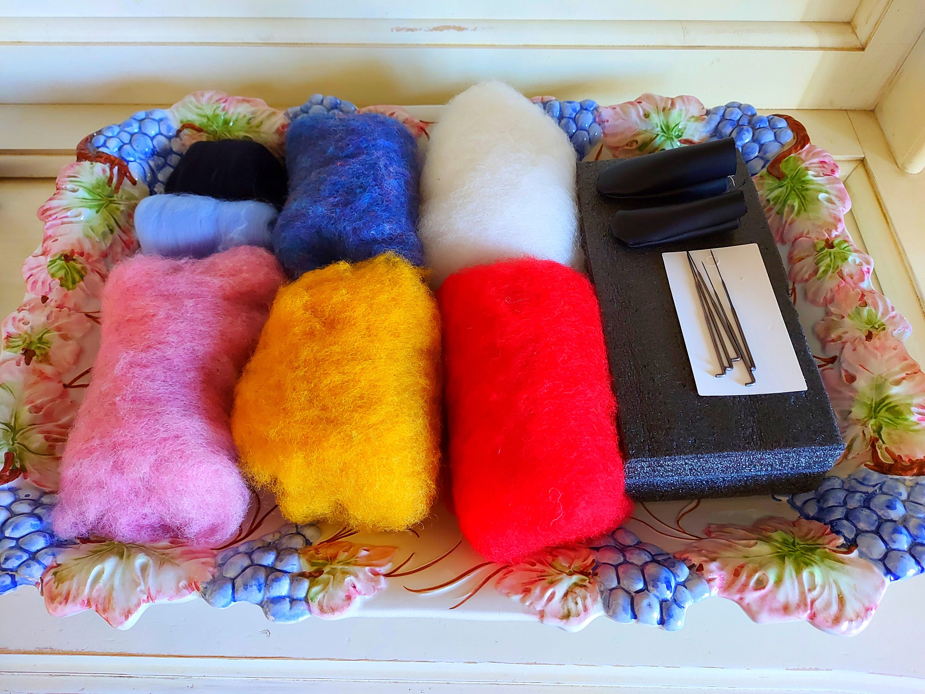 Needle Felting Starter Kit Wool Roving Beginners Needle Etsy