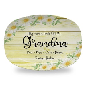 Daisy Personalized Platter for Mother's Day, Favorite People , Gift for Grandma, Mom, Nana, Etc. , Polymer Plastic