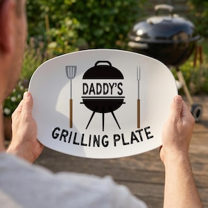 Custom grilling plate BBQ platter with a black grill design, great barbecue gift for Father's day. Option to add child's handwritten signature.