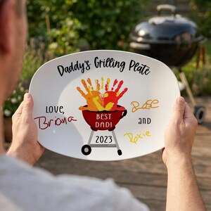 Personalized Handprint BBQ Grilling Plate with Signatures, Father's Day Barbecue Gift