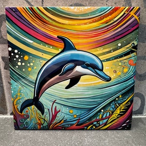 Peut inclure: Une peinture abstraite colorée d'un dauphin sautant hors de l'eau. Le dauphin est bleu et gris avec un ventre blanc. L'arrière-plan est un mélange tourbillonnant de jaune, orange, rouge, violet et bleu.