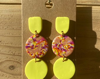 Pendientes de arcilla polimérica psicodélica