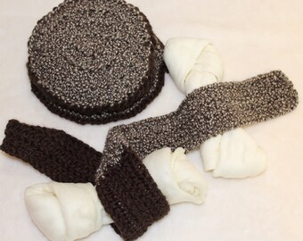 Crocheted Pay Pay Hat and Scarf Set for Dogs